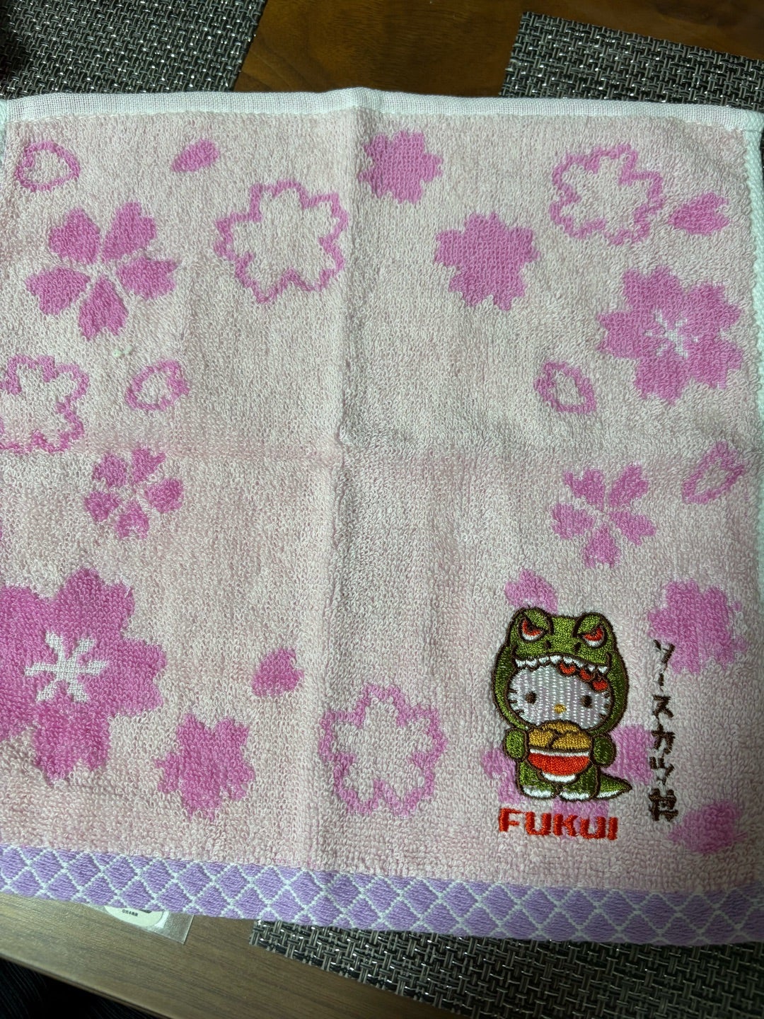 🦀福井・東尋坊で出会った！ご当地キティちゃん大量発見