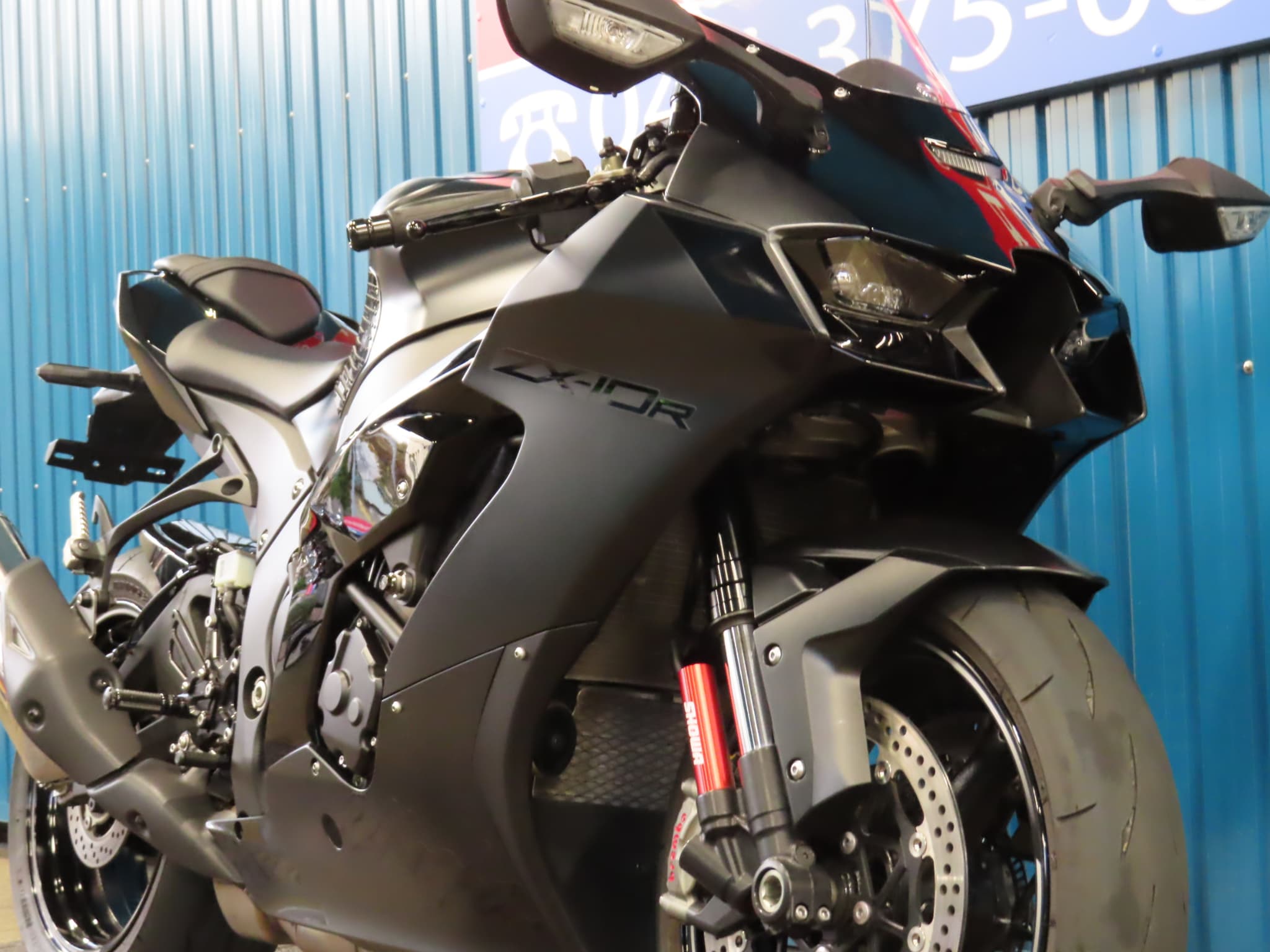 一目惚れ注意。2025 ZX-10R フラットスパークブラック入荷！【スーパー