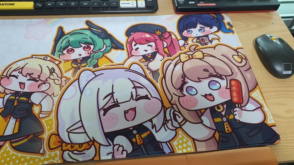 トリッカル X イーマート24 コラボ商品でデスクインテリアしてみたら