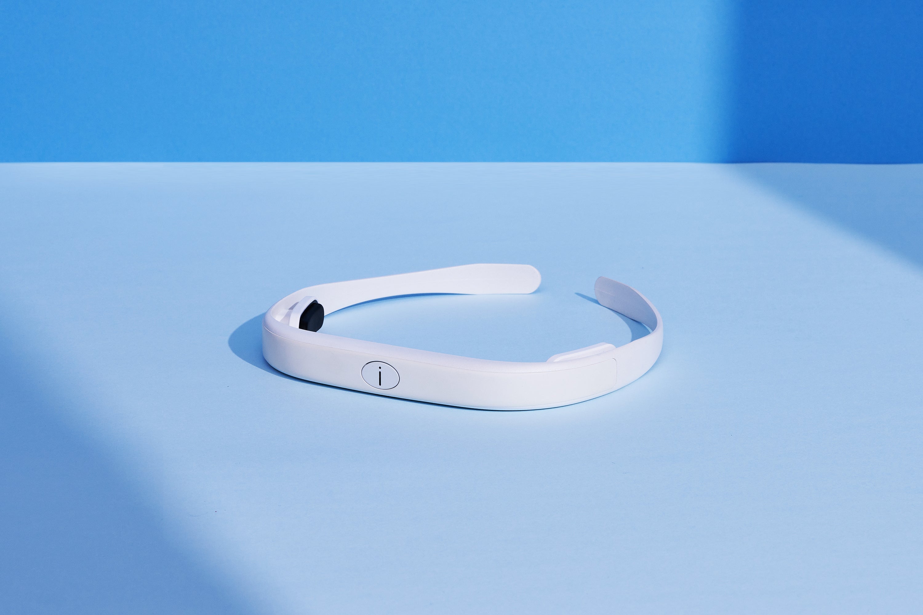 快眠サポートウェラブルデバイス！睡眠の質を高めてぐっすり気持ちの