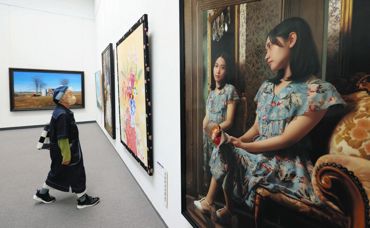 白日会、100年彩る絵と彫刻 名古屋で記念展開幕：中日新聞Web