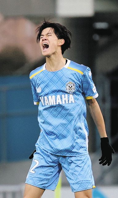 17歳後藤（磐田東高2年）2発デビュー 磐田J2惜敗発進：中日新聞