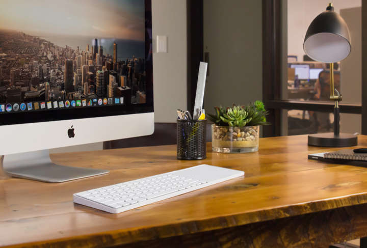 まるでApple純正品！Trackpad 2とキーボードを美しく連結できます