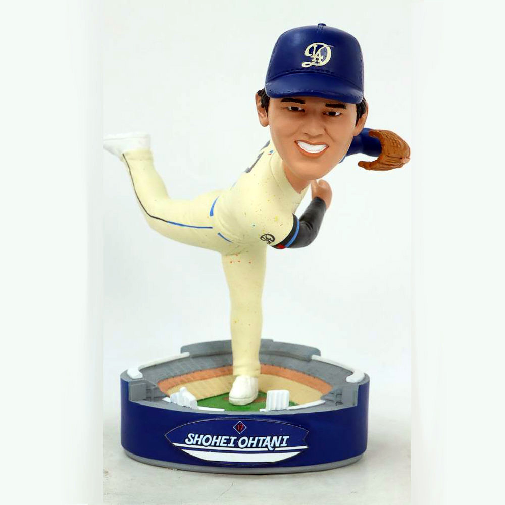 今年は二刀流の活躍を見たい！ピッチャー大谷ボブルヘッドがドジャー