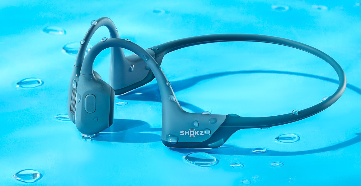 骨伝導イヤホンの草分け的存在「Shokz」があらゆる面で進化したぞ