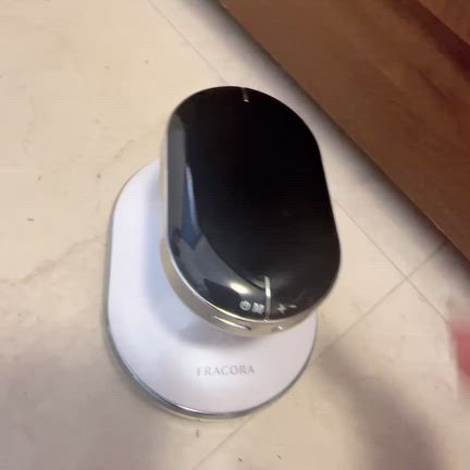 FRACORA（フラコラ）のノンセルラ・サプリ＆ボディジェルで、内外本気