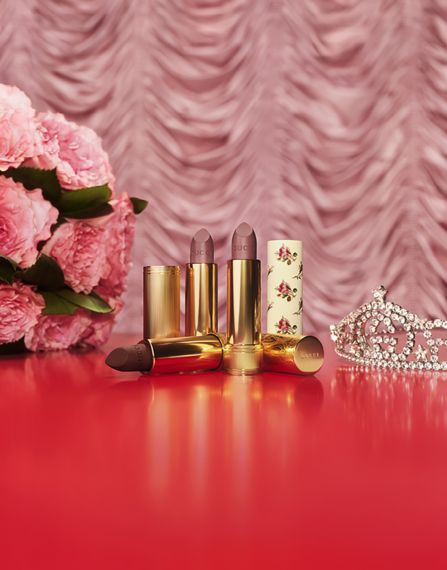 グッチ ビューティから色とりどりの新色リップスティックが登場 | News
