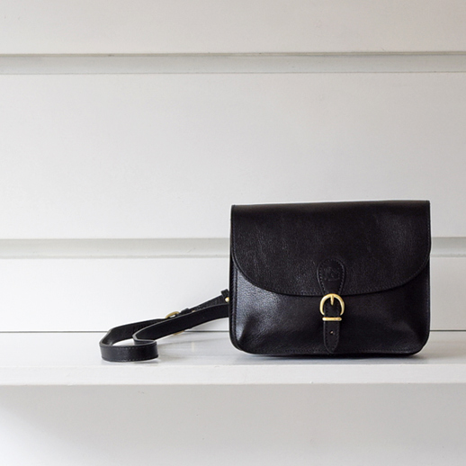 54202300711 ポシェット - IL BISONTE（イルビゾンテ）神戸店