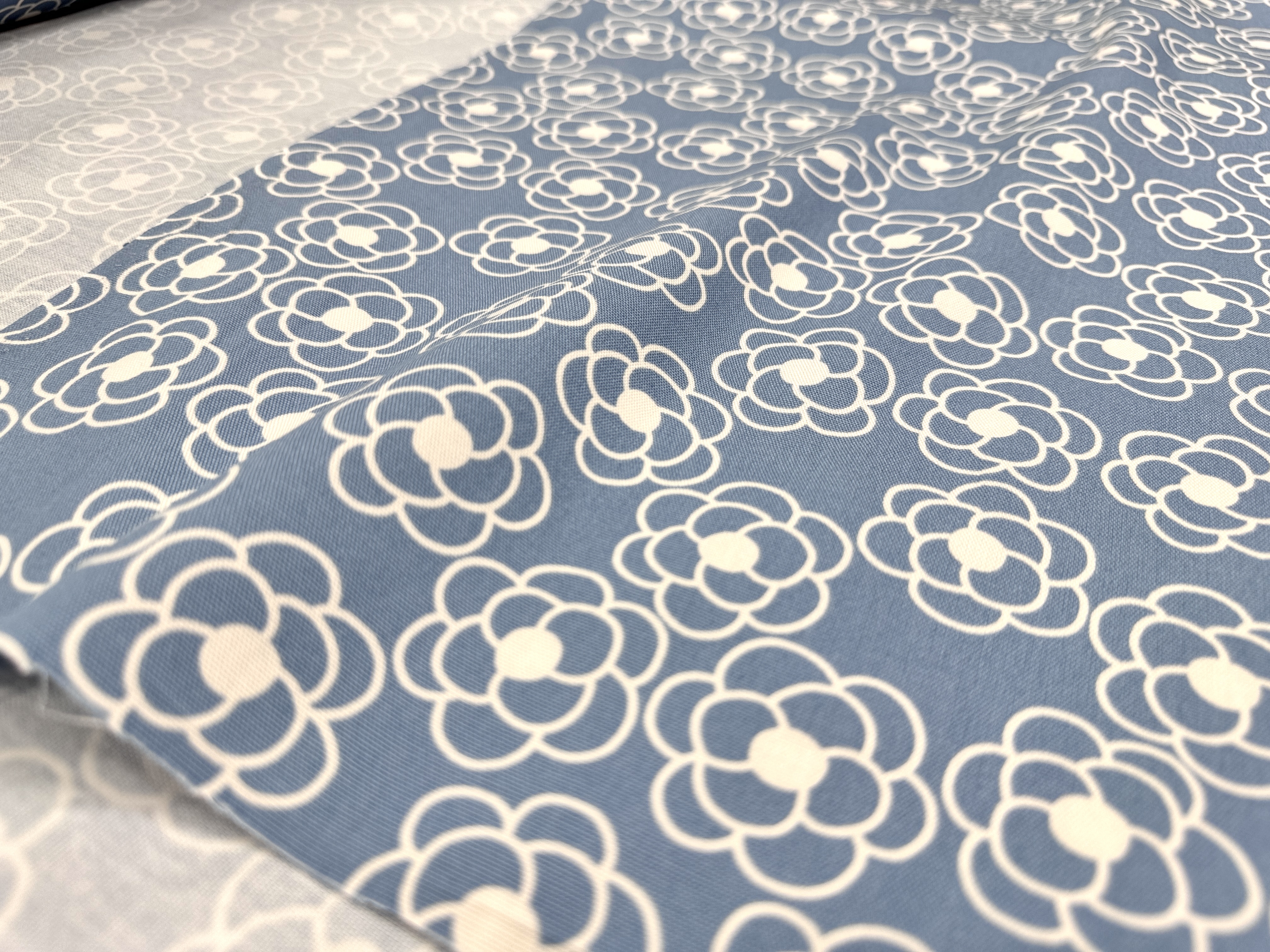 シンプルカメリアのオックスプリント | 大塚屋ネットショップ