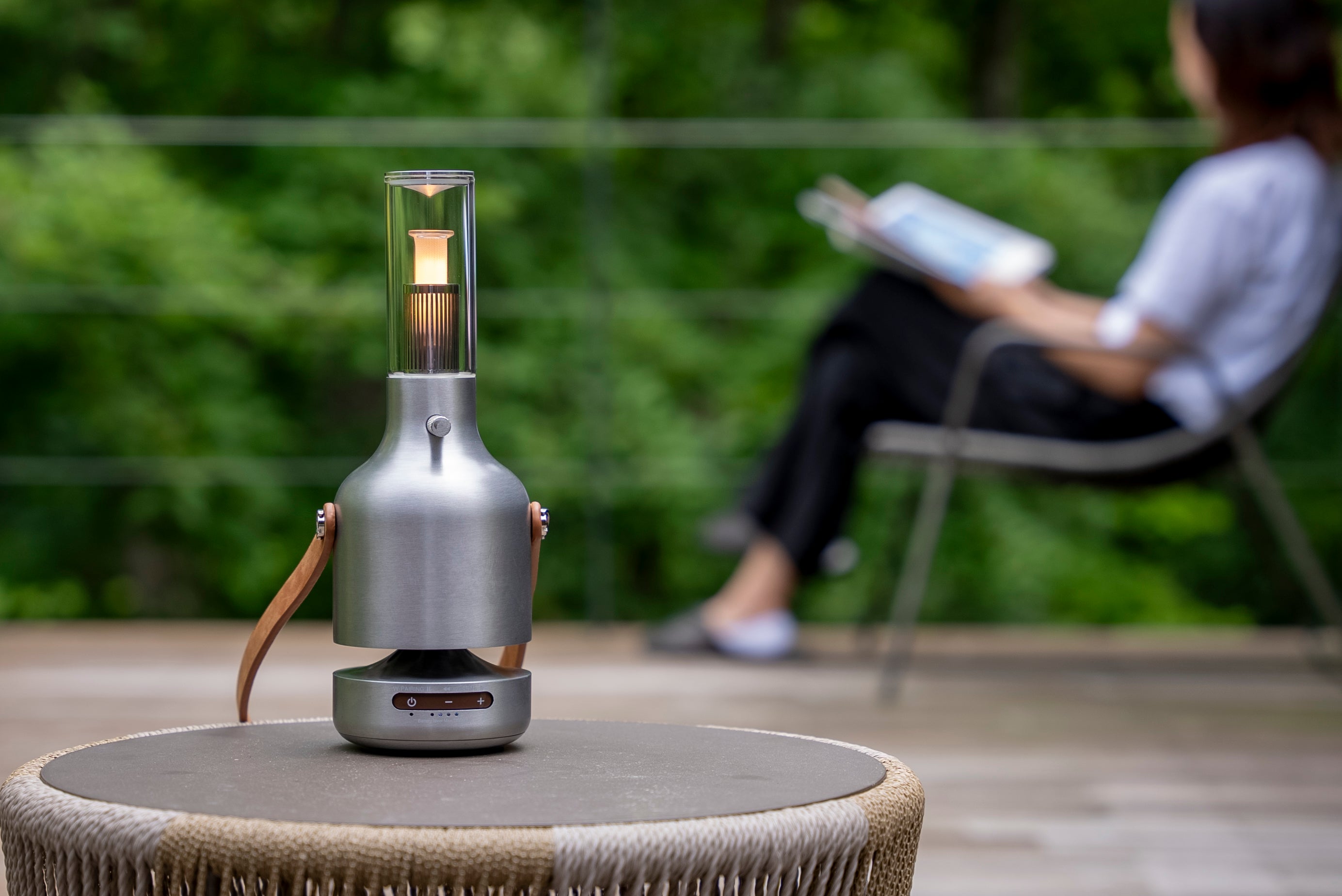 これぞ究極】防水、調光、給電機能搭載。持ち運べるアルミ製ランタン