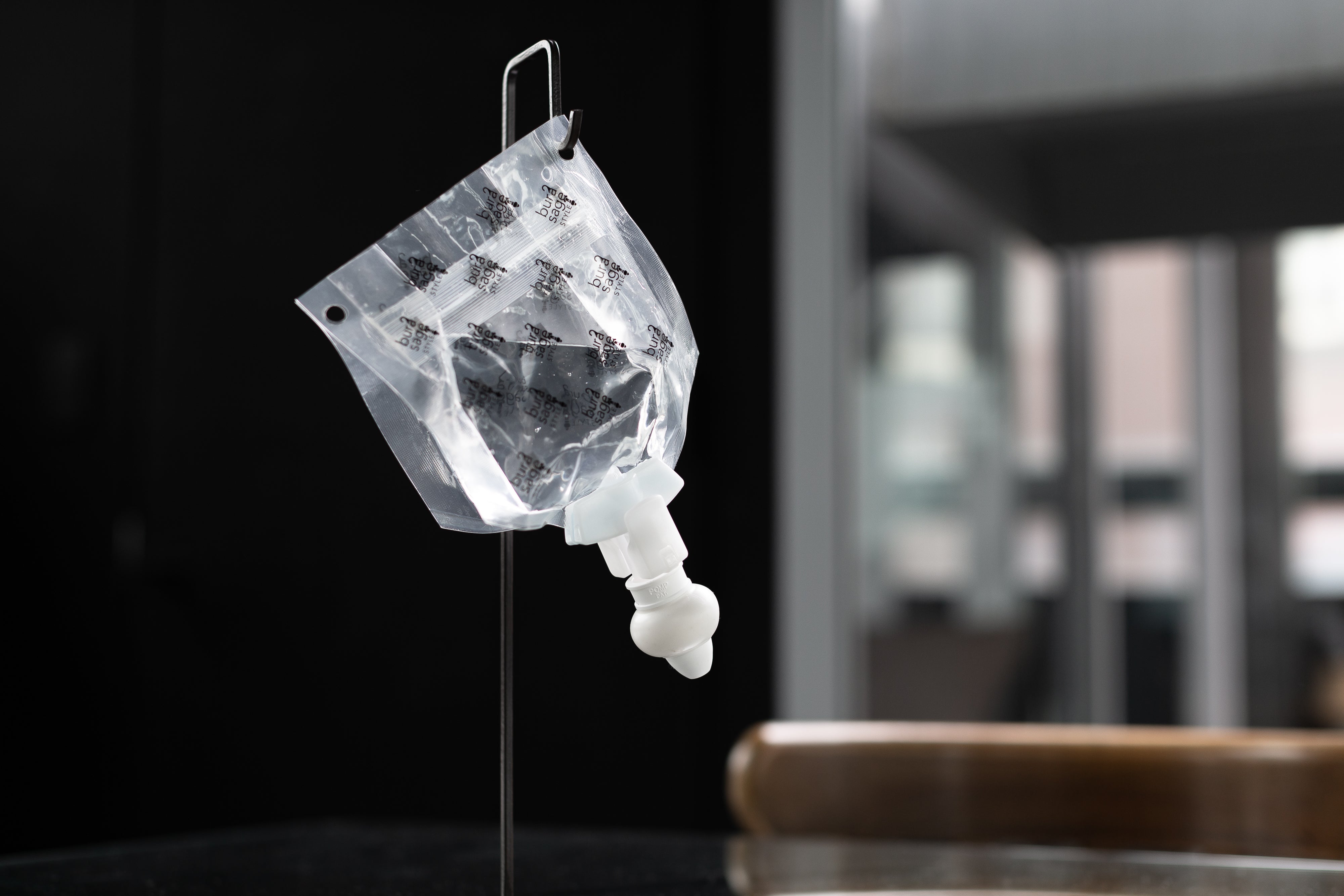 便利グッズ】TVやSNSで話題の『詰め替えそのまま』から専用パックが新