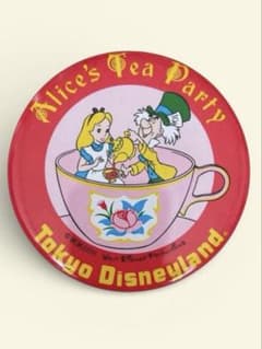 東京ディズニーランド レトロ 缶バッジ 貴重 1986 レア ピンク