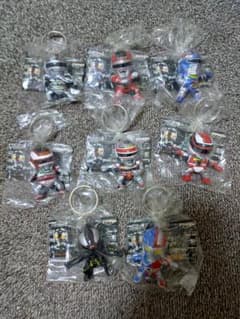 東映メタルヒーロー フィギュアキーホルダー 8種類 セット ギャバン