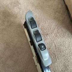 三菱ふそう キャンター パワーウインドウスイッチ mk421110 中古