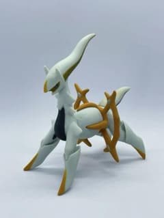 希少】立体ポケモン図鑑 アルセウス(じめんタイプ) - メルカリ