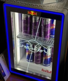 超希少〗RedBull 小型冷蔵庫！ - メルカリ
