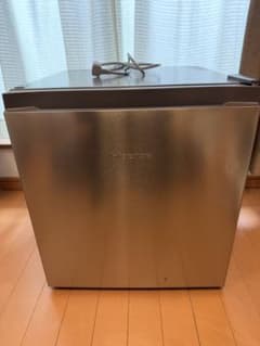 新品同様 Hisense 小型冷蔵庫 シルバー 2025年式 HR-A45S - メルカリ