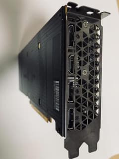 美品NVIDIA TITAN V 12GB HBM2 (V100と同等コア ) - メルカリ