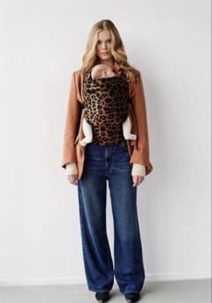 Artipoppe レオパード・クラシック 抱っこ紐 - メルカリ