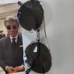 舘ひろし貴重メタルサングラス - メルカリ