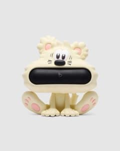 VERDY × BEATS -VEAR BEATS PILL HOLDER- - メルカリ