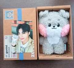 ZEROBASEONE ゴヌク zeroni ゴニニ ぬいぐるみ トレカ付き - メルカリ