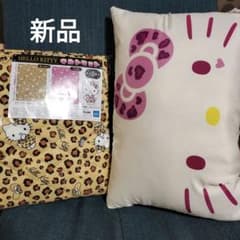 新品＊ハローキティ フェイスクッション ヒョウ柄 サンリオ ピンク