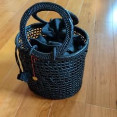 北欧暮らしの道具店 hinthint アタ素材の透かし編みカゴバッグ