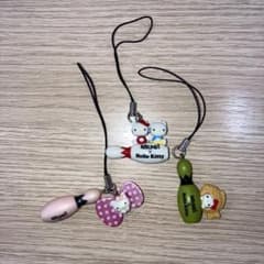 ハローキティ ストラップ3個セット ラウンドワンコラボ - メルカリ