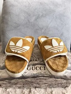 2026年最新】GUCCI adidas サンダルの人気アイテム - メルカリ