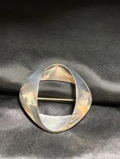 2026年最新】ジョージジェンセンブローチの人気アイテム - メルカリ