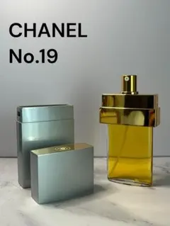 2026年最新】シャネルno.19の人気アイテム - メルカリ