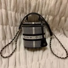 2026年最新】hlt jacquard vanity bag silverの人気アイテム - メルカリ