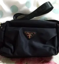 2026年最新】prada ショルダーバッグ ノベルティの人気アイテム - メルカリ