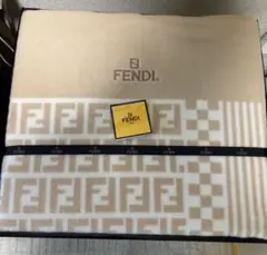 2026年最新】fendi 毛布の人気アイテム - メルカリ