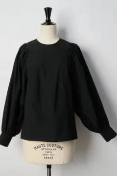 2026年最新】石田ゆり子 ブラウスの人気アイテム - メルカリ