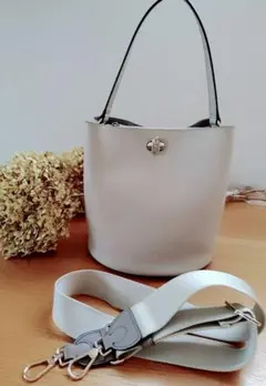 2026年最新】DANAE furlaの人気アイテム - メルカリ