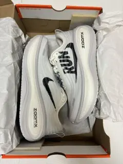 2026年最新】リバーススウッシュスニーカーの人気アイテム - メルカリ