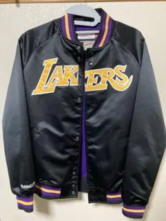 2026年最新】mitchell&ness レイカーズ スタジャンの人気アイテム