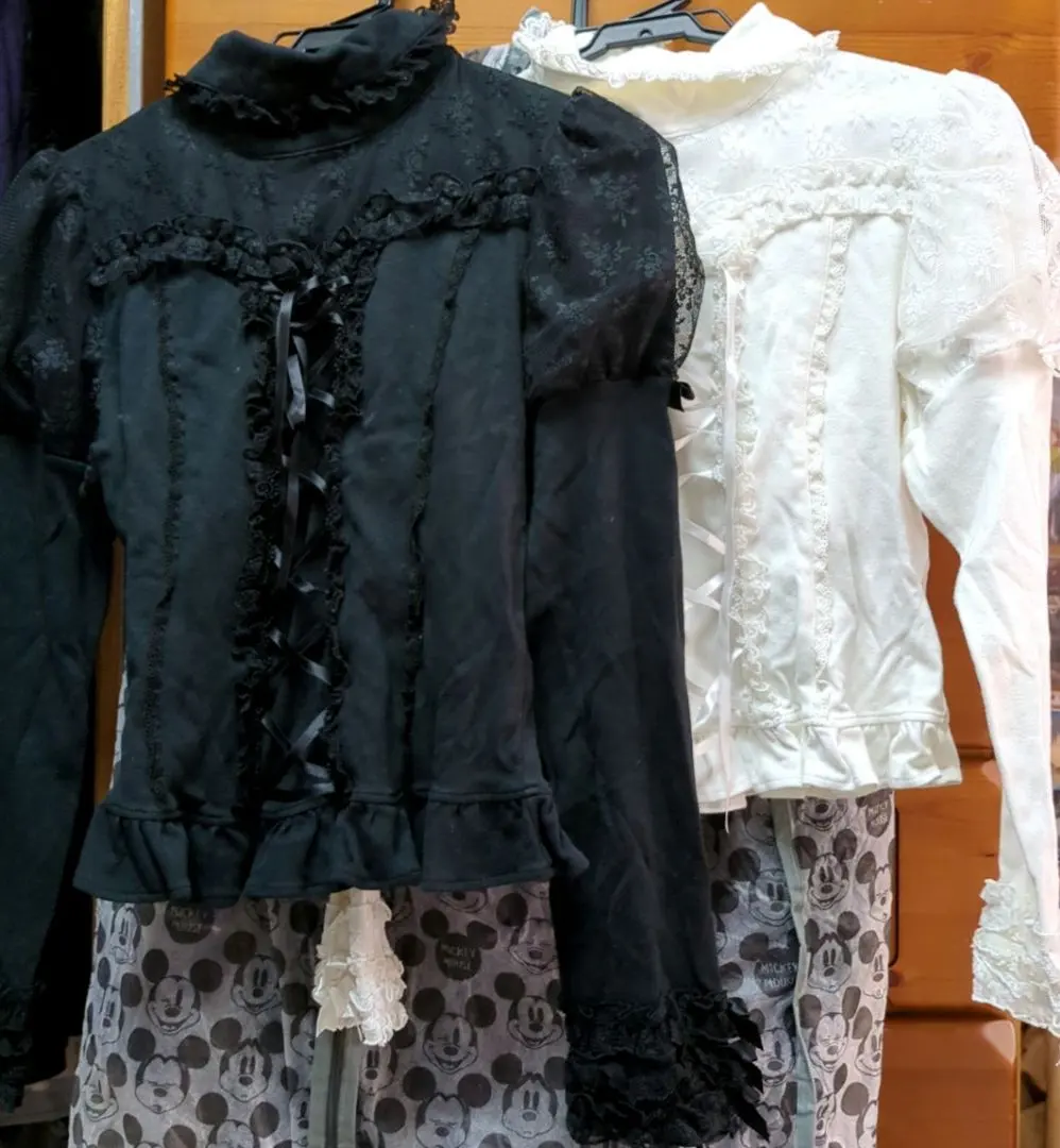 2026年最新】atelier boz ブラウスの人気アイテム - メルカリ