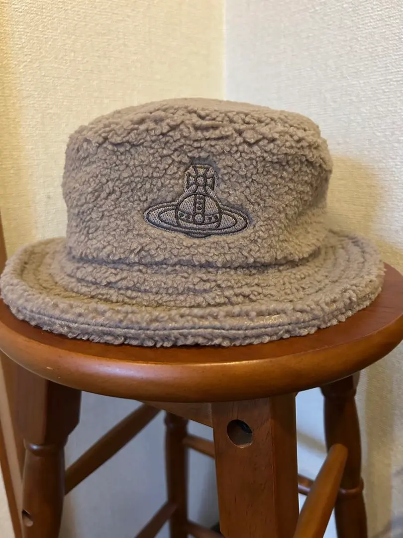 2026年最新】vivienne westwood ハット ボアの人気アイテム - メルカリ