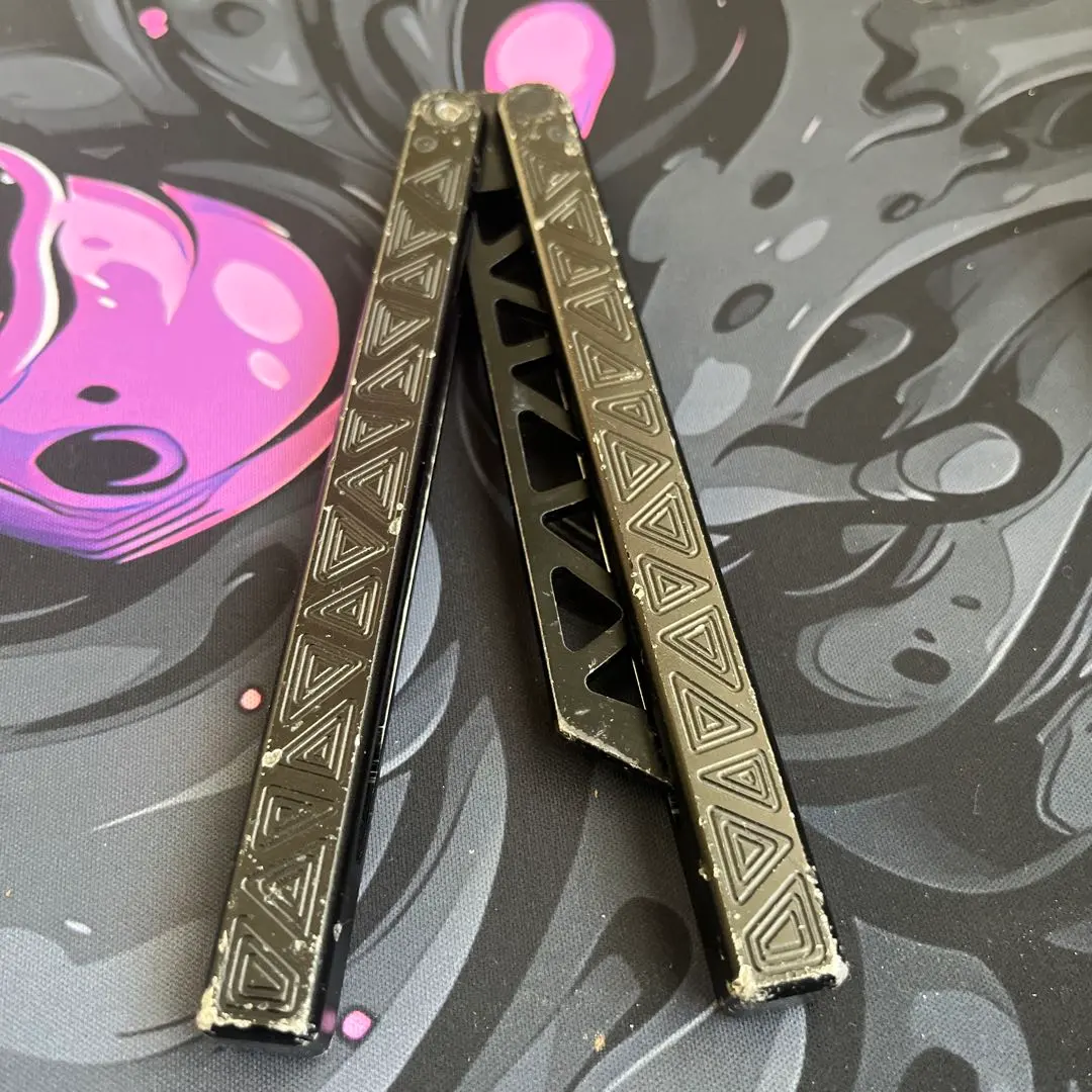 2026年最新】バタフライナイフトレーナーの人気アイテム - メルカリ