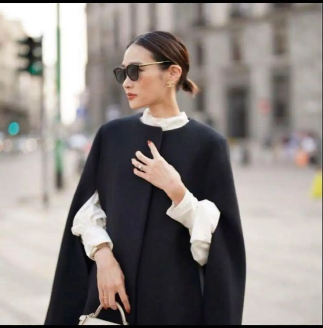 2026年最新】ellie ポンチョコートの人気アイテム - メルカリ