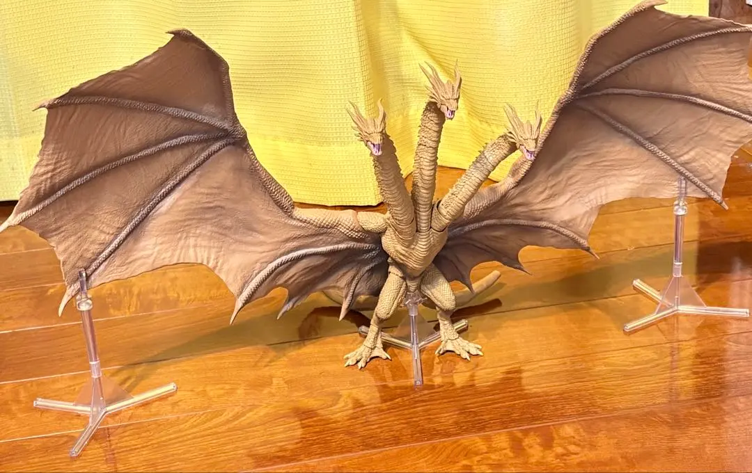 2026年最新】モンスターアーツ キングギドラ2019の人気アイテム - メルカリ