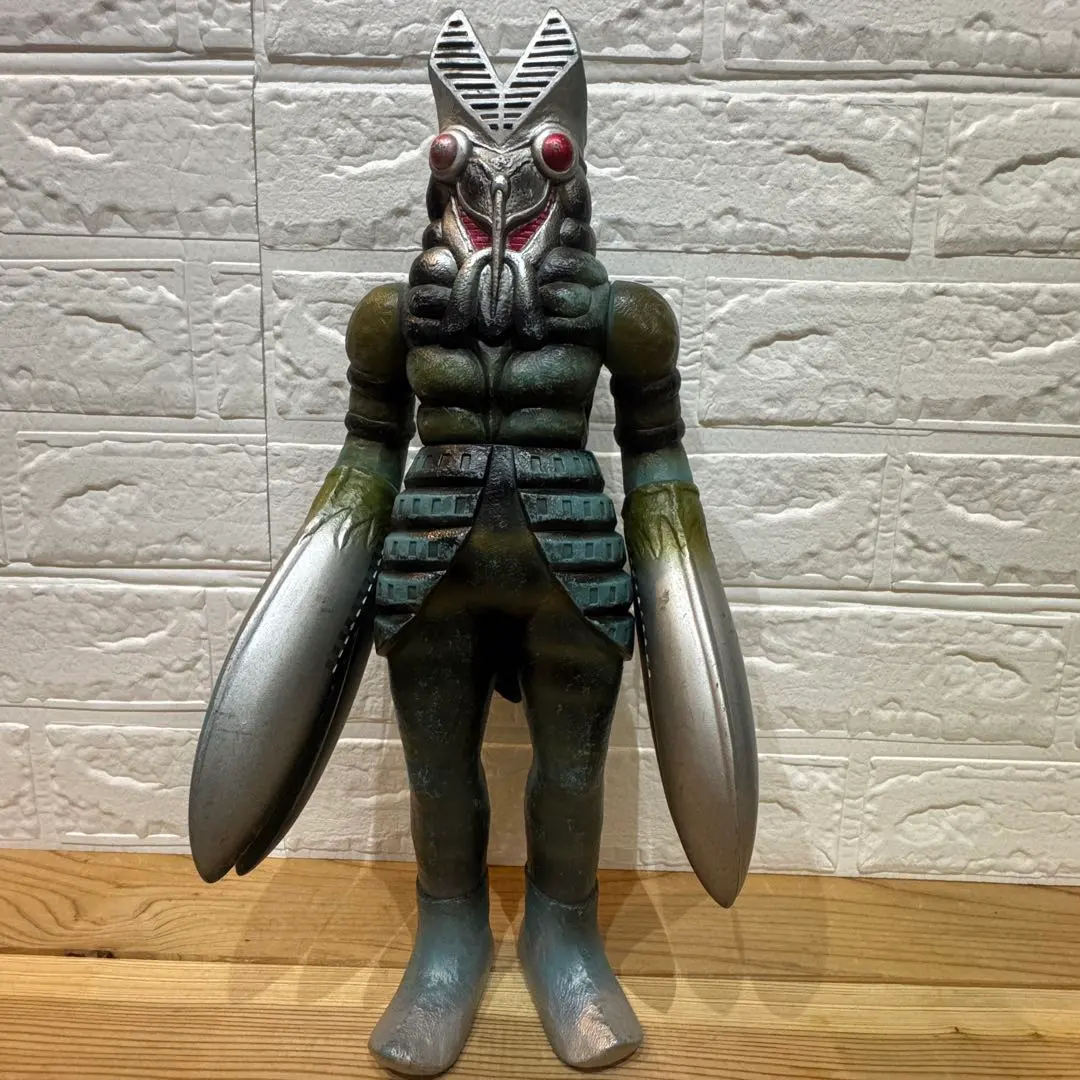 2026年最新】バルタン星人 ソフビ 1984の人気アイテム - メルカリ