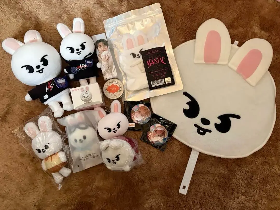 2026年最新】skzoo ミニフェイスキーリングの人気アイテム - メルカリ