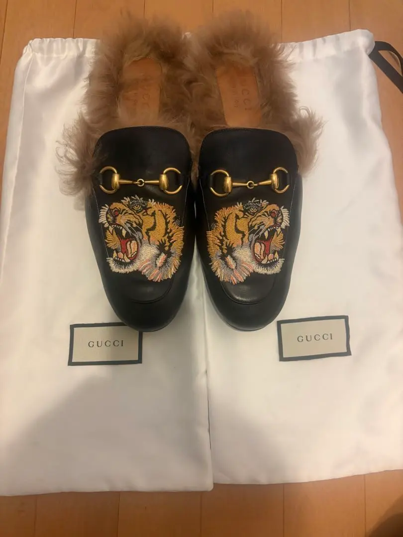 2026年最新】グッチ スリッパ ファーの人気アイテム - メルカリ