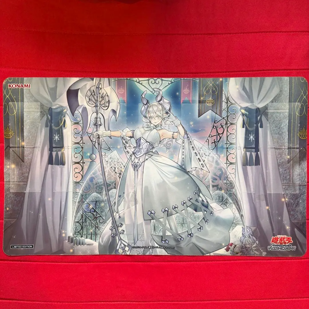 2026年最新】遊戯王 白銀の城のラビュリンス プレイマットの人気