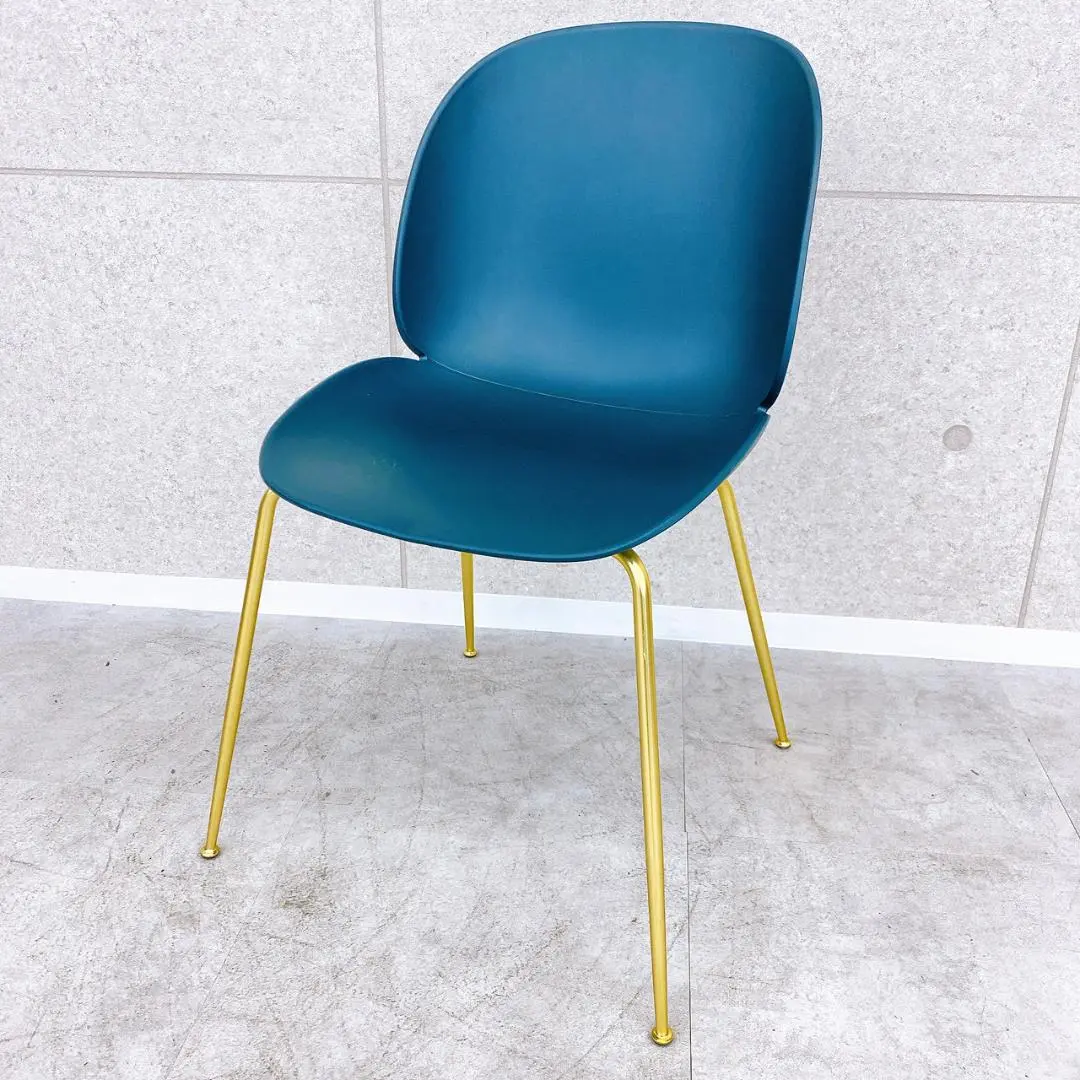 2026年最新】gubi チェアの人気アイテム - メルカリ