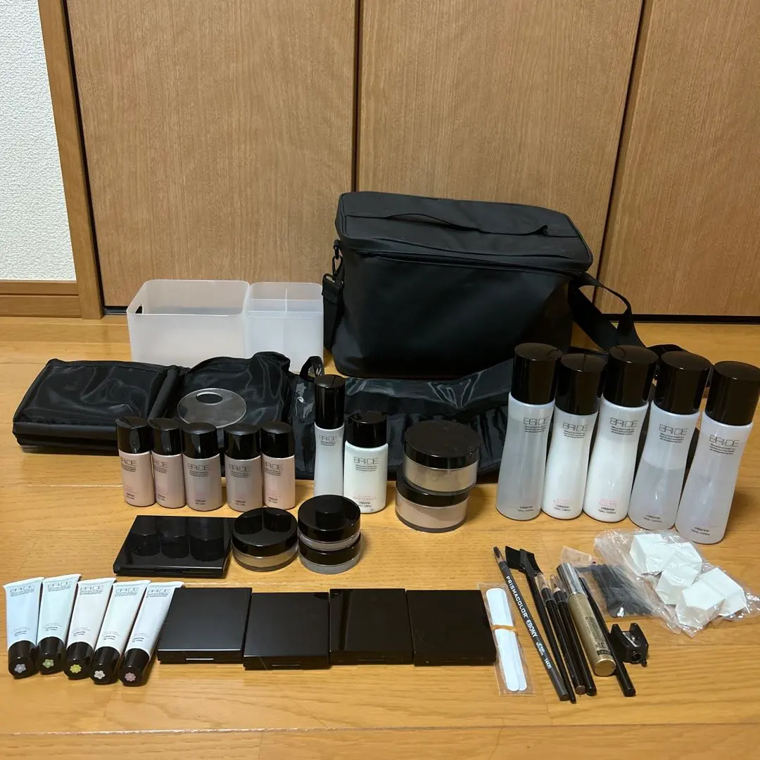 2026年最新】BRI-DE メイク道具・化粧小物の人気アイテム - メルカリ
